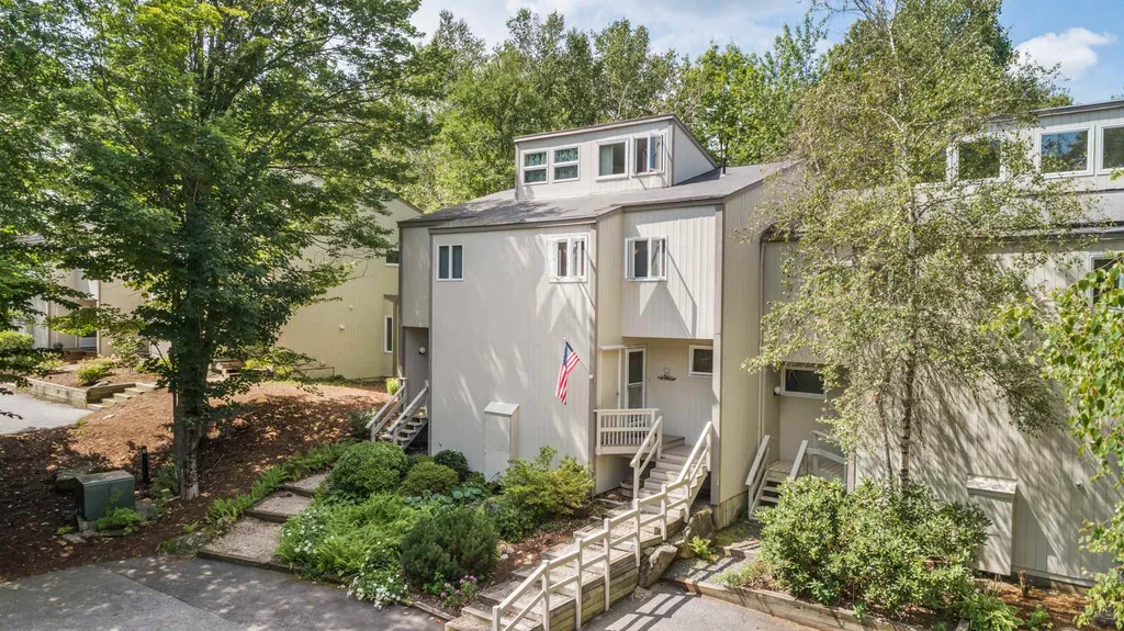 34 Fairway Drive Sunapee NH 03782