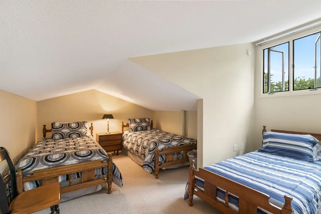 34 Fairway Drive Sunapee NH 03782
