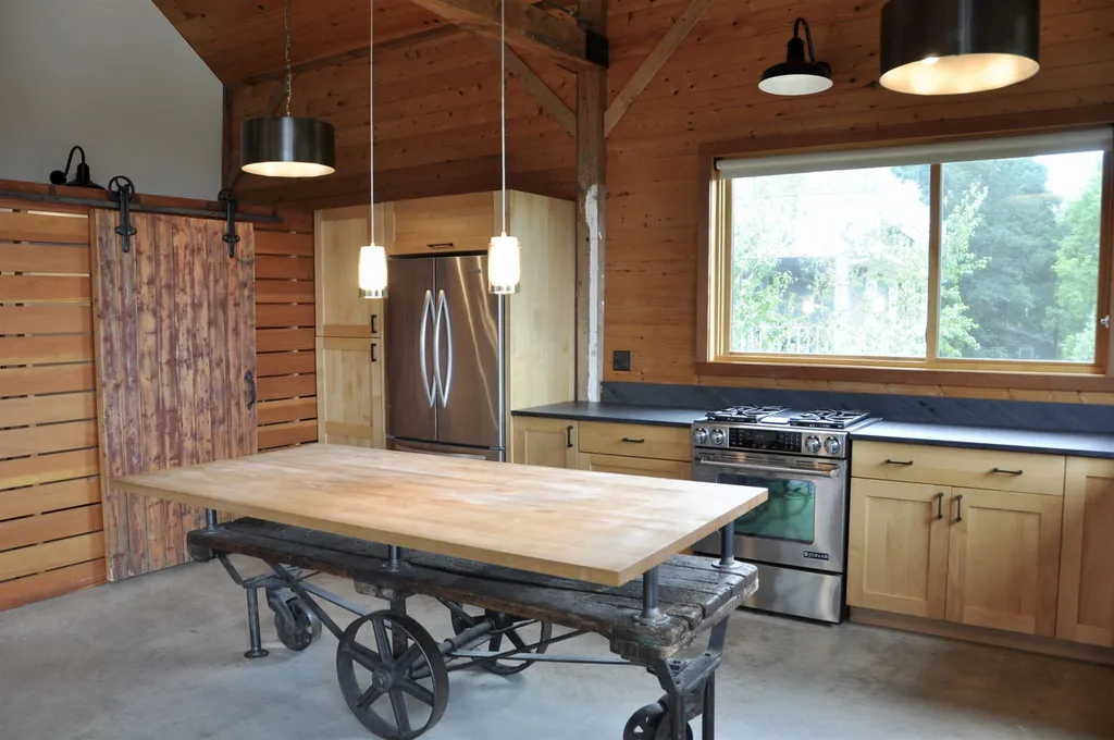 321 Route 7 N Middlebury VT 05753