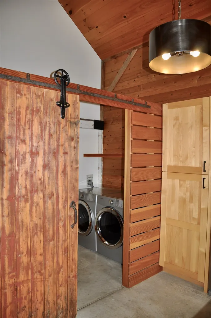 321 Route 7 N Middlebury VT 05753