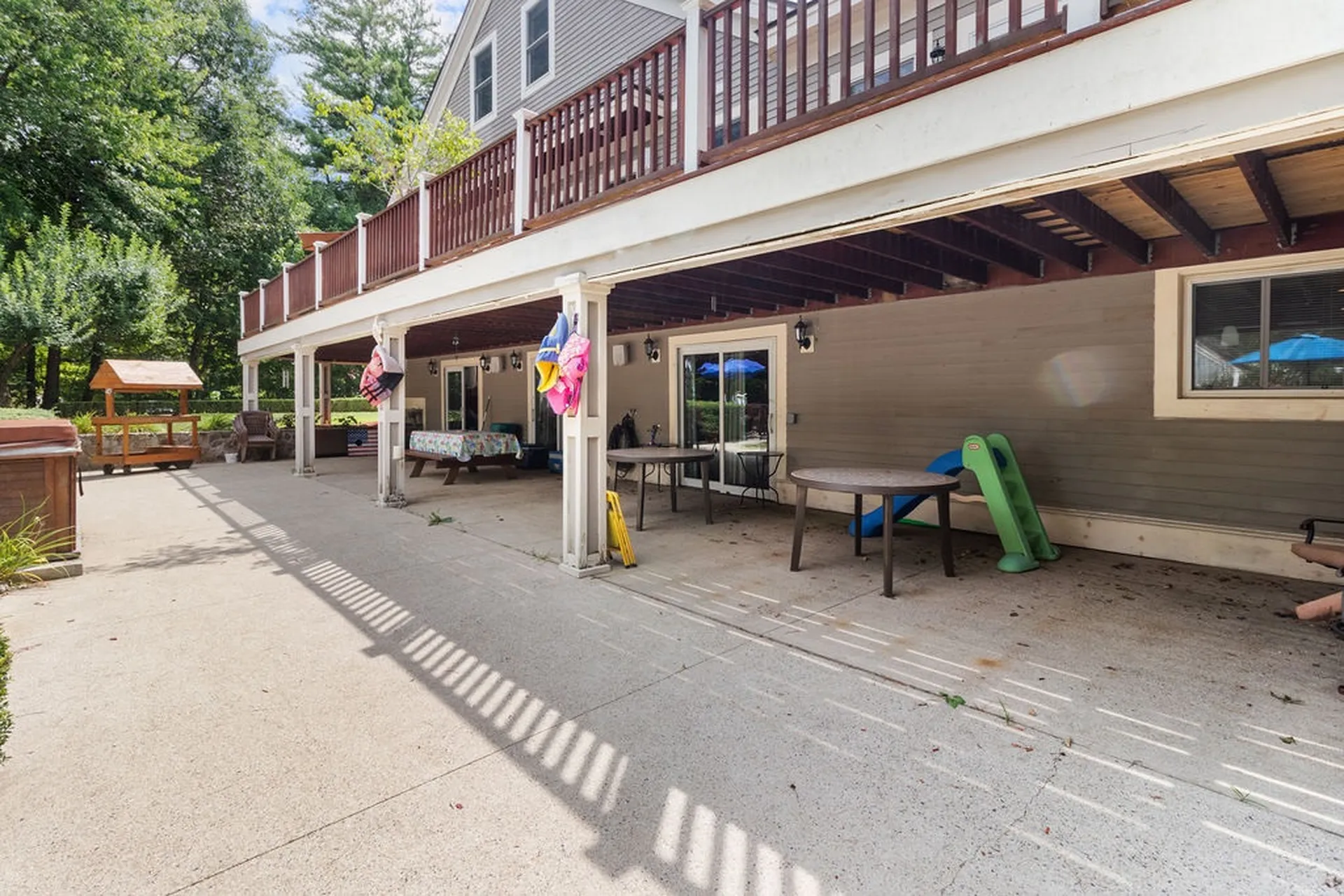 183 Pleasant Street Epping NH 03042