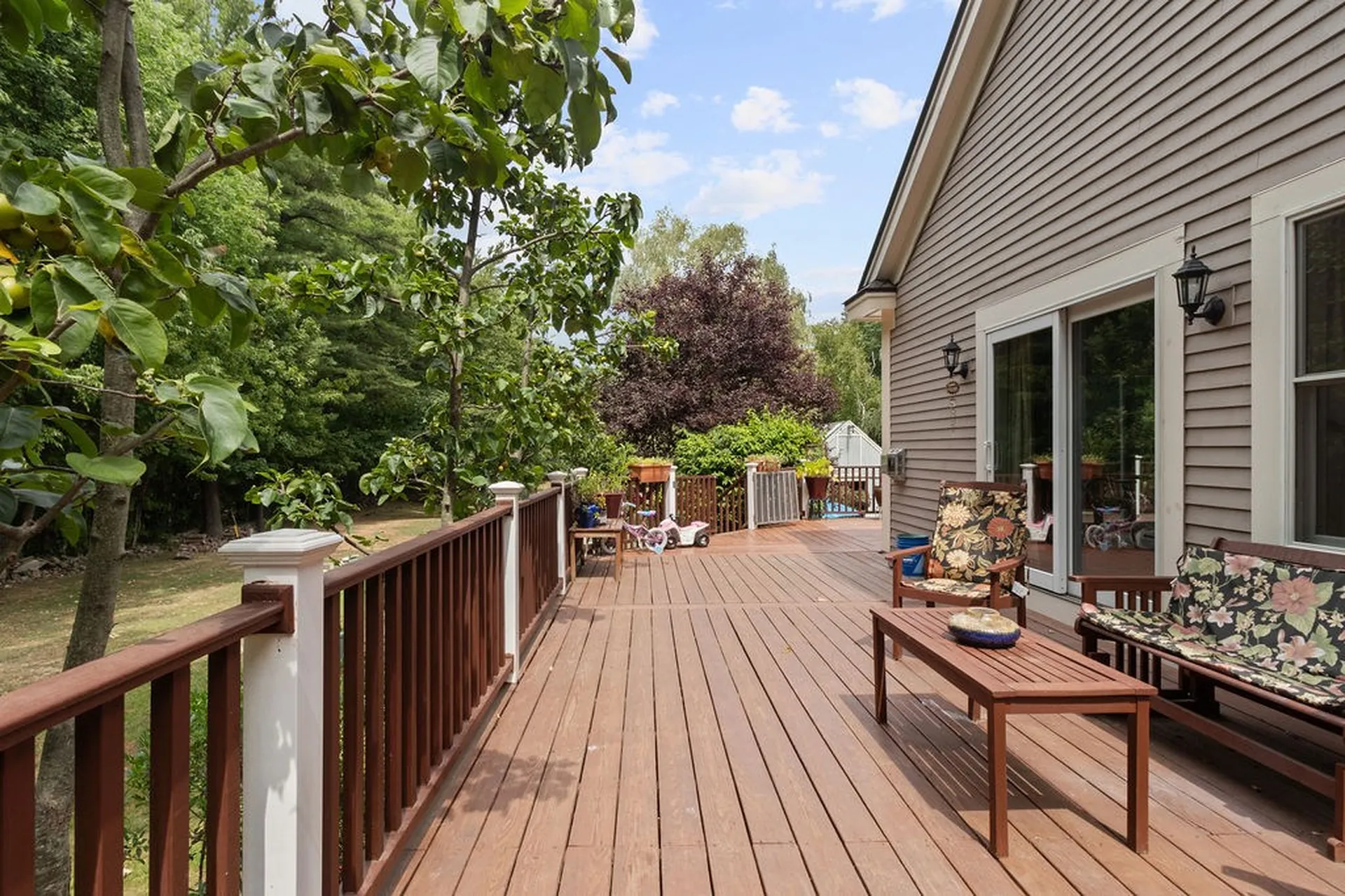 183 Pleasant Street Epping NH 03042