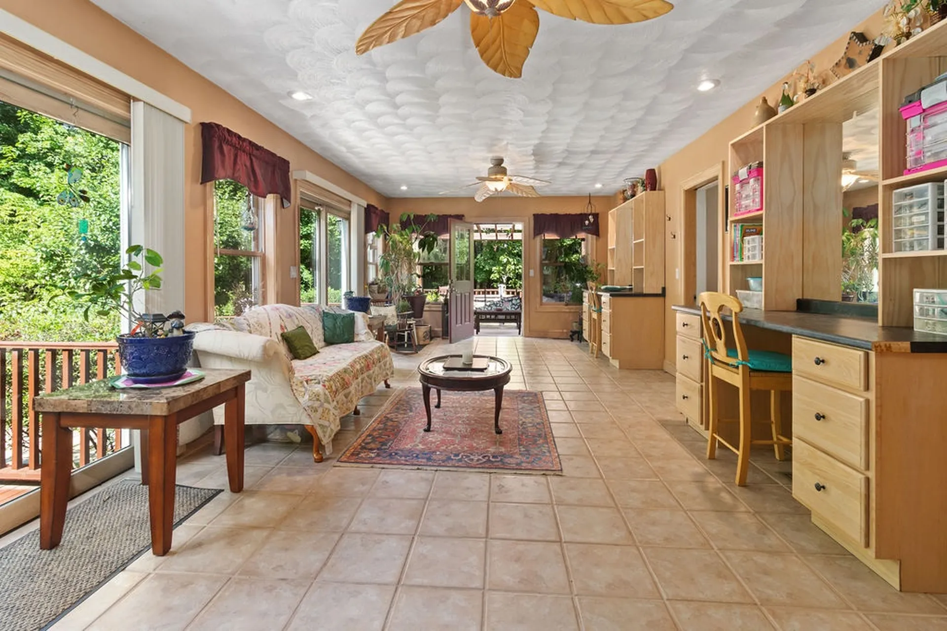 183 Pleasant Street Epping NH 03042