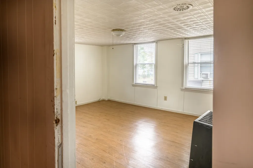 23 Bowers Street Nashua NH 03060