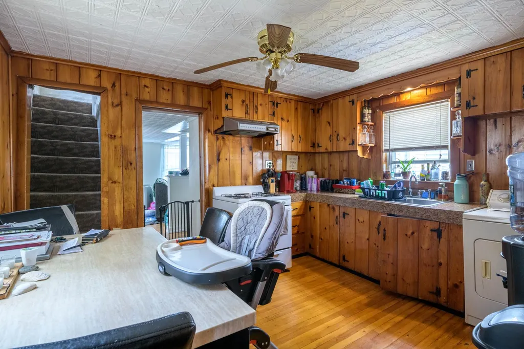 23 Bowers Street Nashua NH 03060