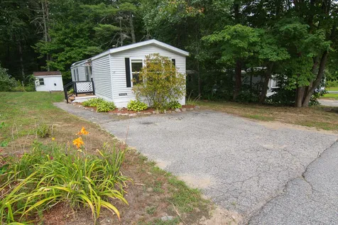 17 Spruce Drive Lee NH 03861