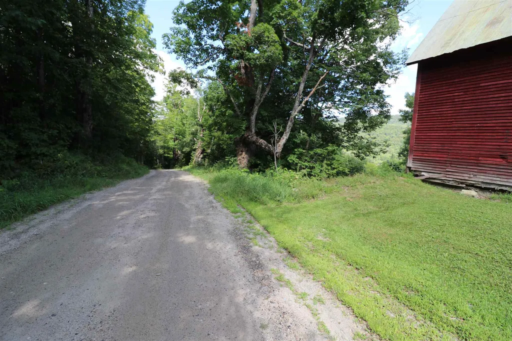 839 Thurston Hill Road Roxbury VT 05669