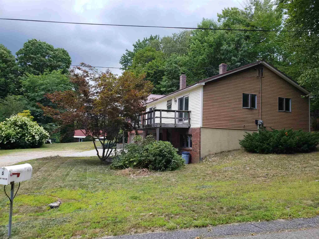 5 Valley View Lane Lincoln NH 03251