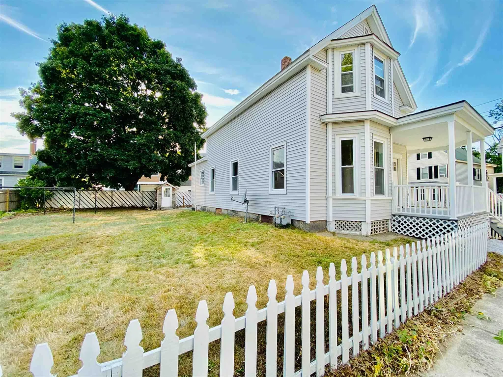 114 Chandler Street Nashua NH 03064