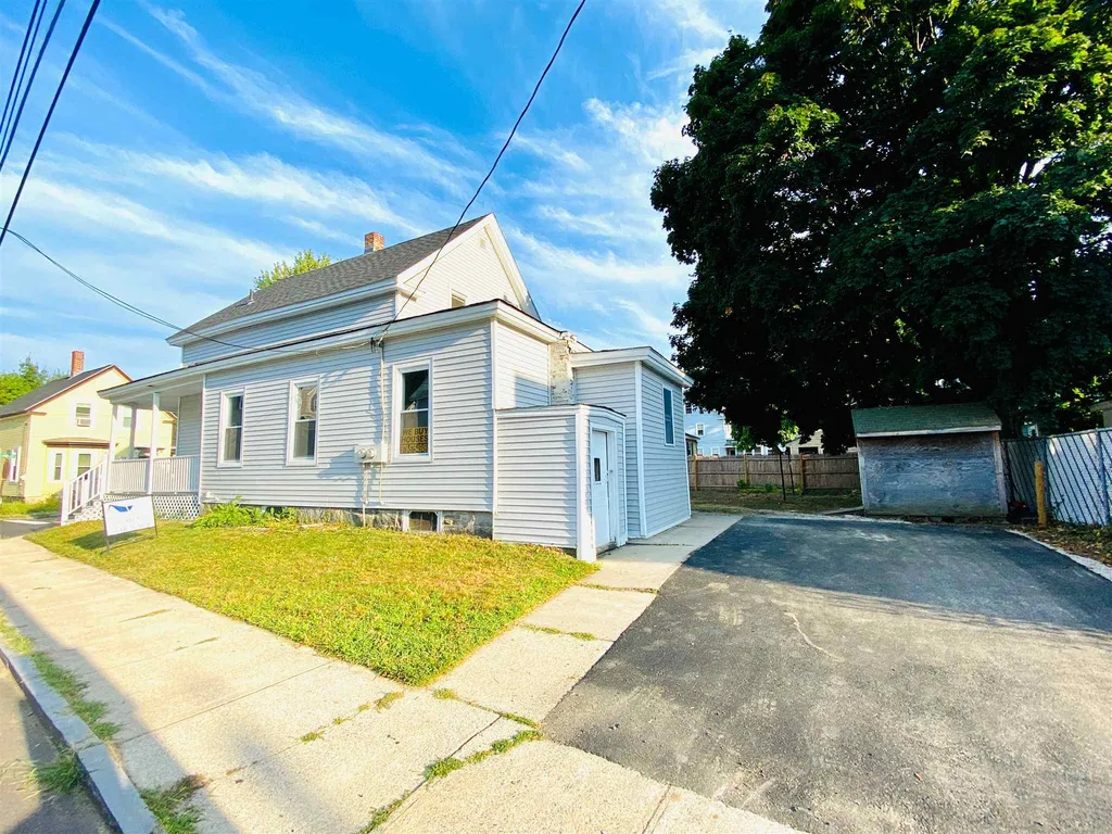 114 Chandler Street Nashua NH 03064