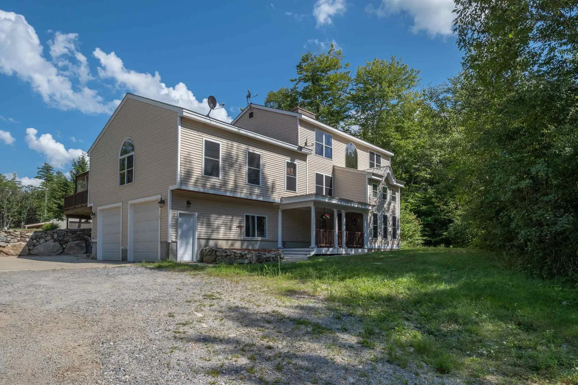 24 County Road Dunbarton NH 03046