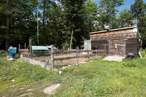 24 County Road Dunbarton NH 03046