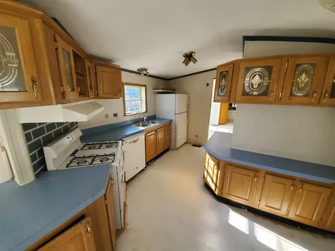 33 Sparrow Circle Milton VT 05468