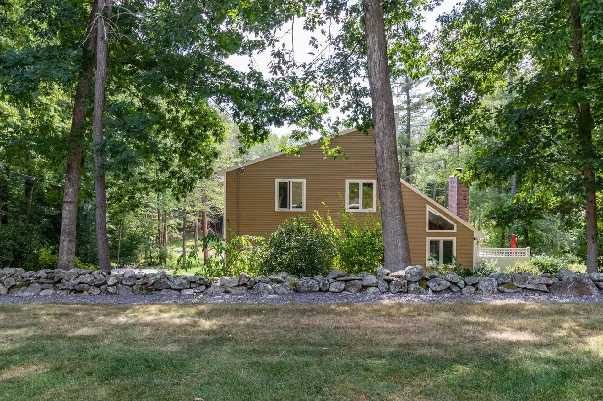 124 Beals Road Bedford NH 03110