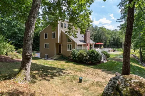 124 Beals Road Bedford NH 03110