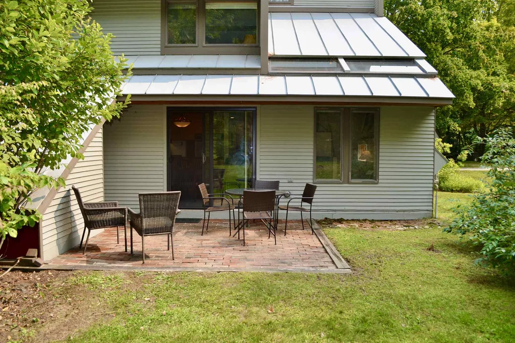 15 Sundown Road Warren VT 05674