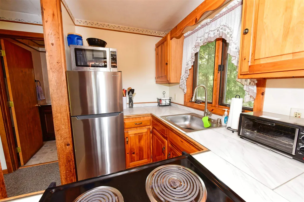 34 Oak Ridge Road Madison NH 03849