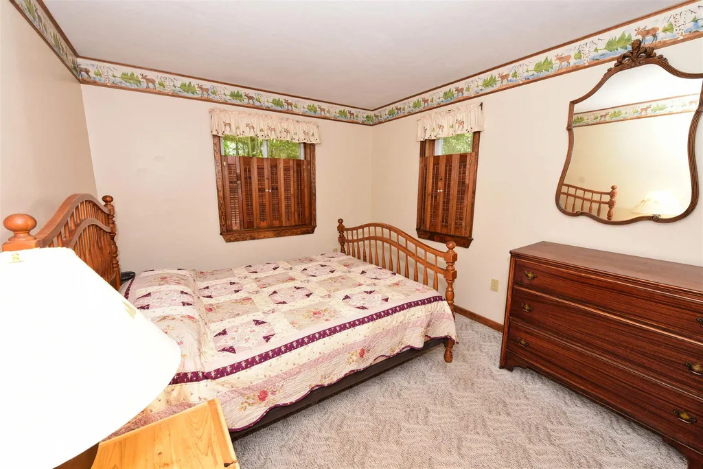 34 Oak Ridge Road Madison NH 03849