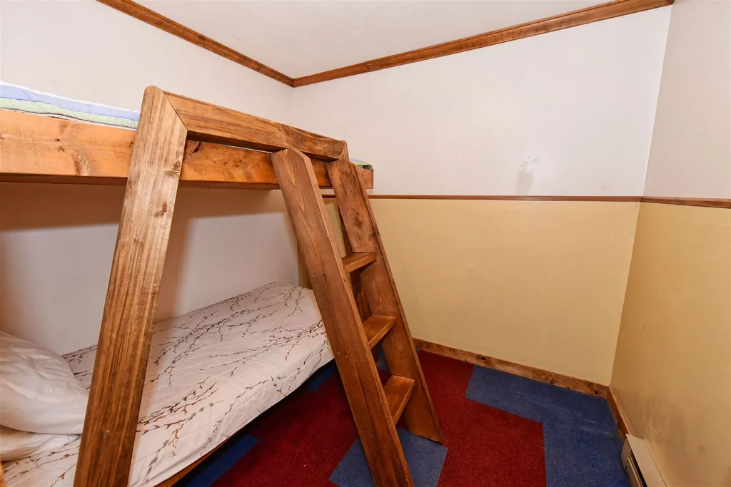34 Oak Ridge Road Madison NH 03849