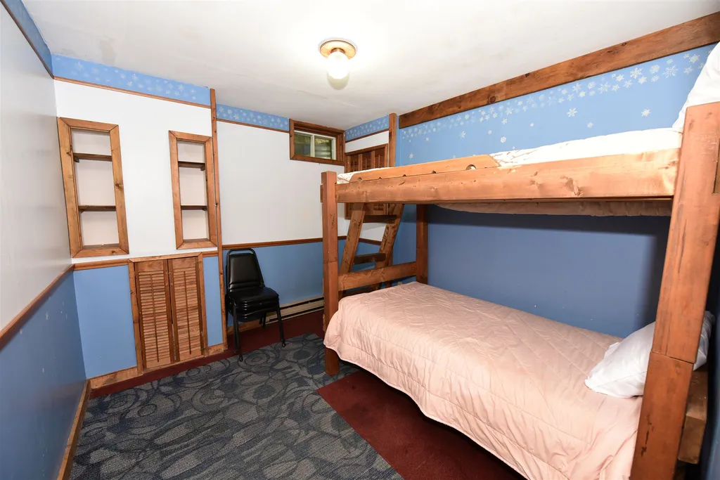 34 Oak Ridge Road Madison NH 03849