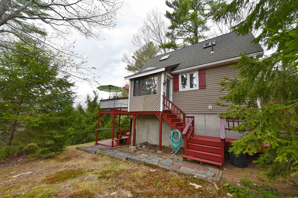 34 Oak Ridge Road Madison NH 03849