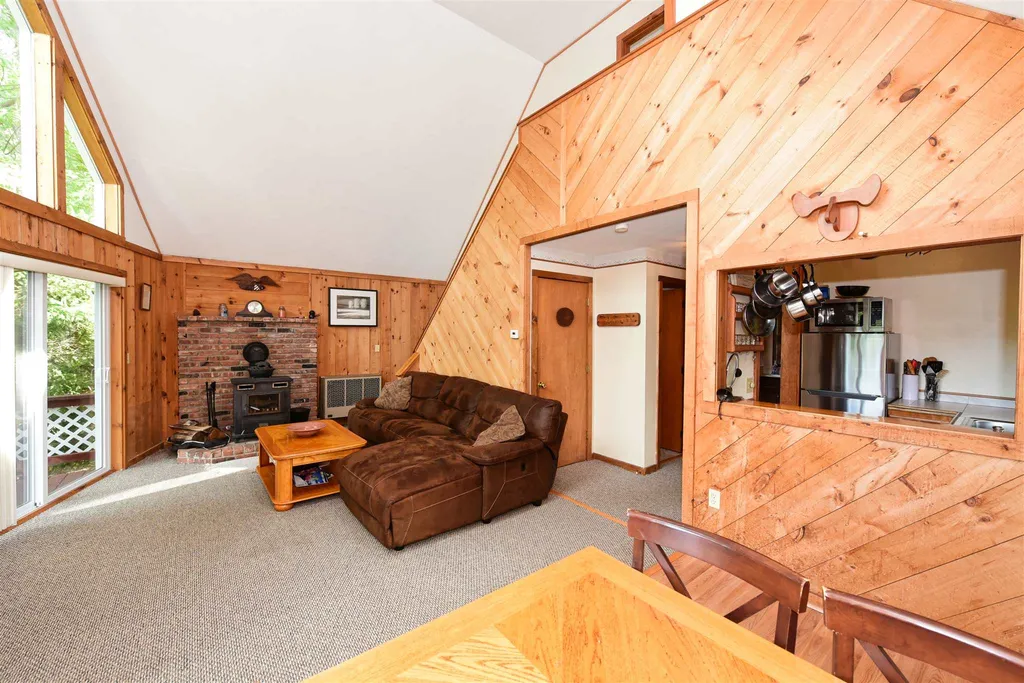 34 Oak Ridge Road Madison NH 03849