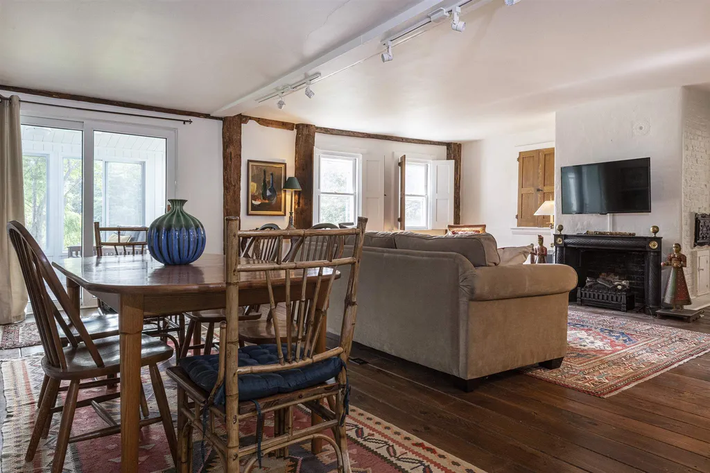 102 Brave Boat Harbor Road Kittery ME 03905-5232