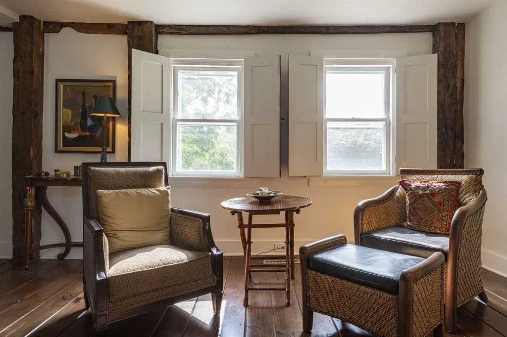 102 Brave Boat Harbor Road Kittery ME 03905-5232