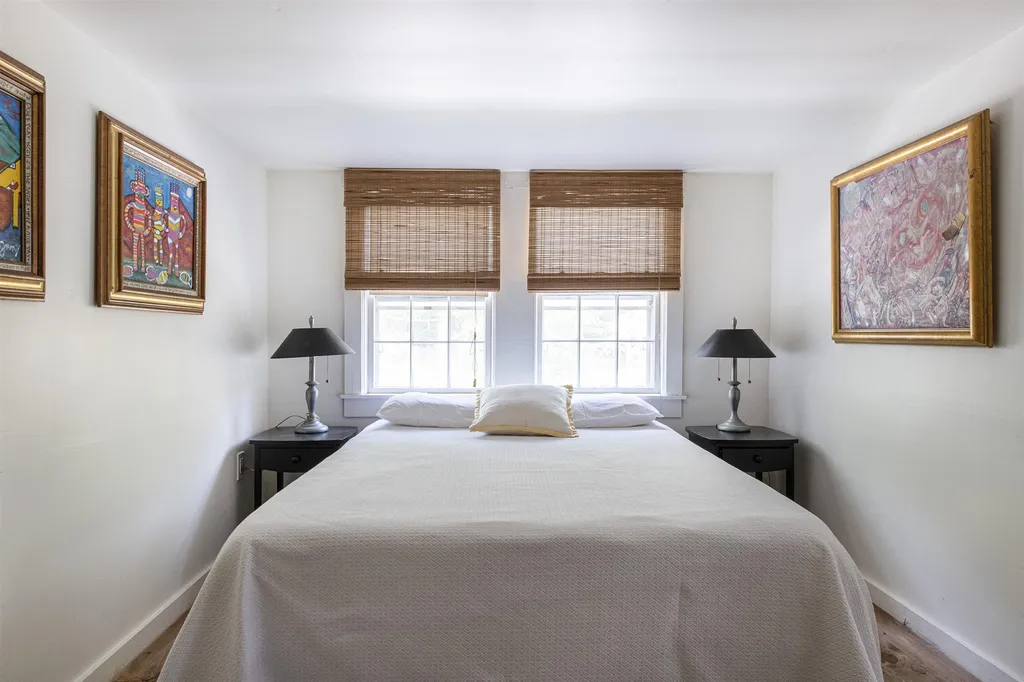 102 Brave Boat Harbor Road Kittery ME 03905-5232