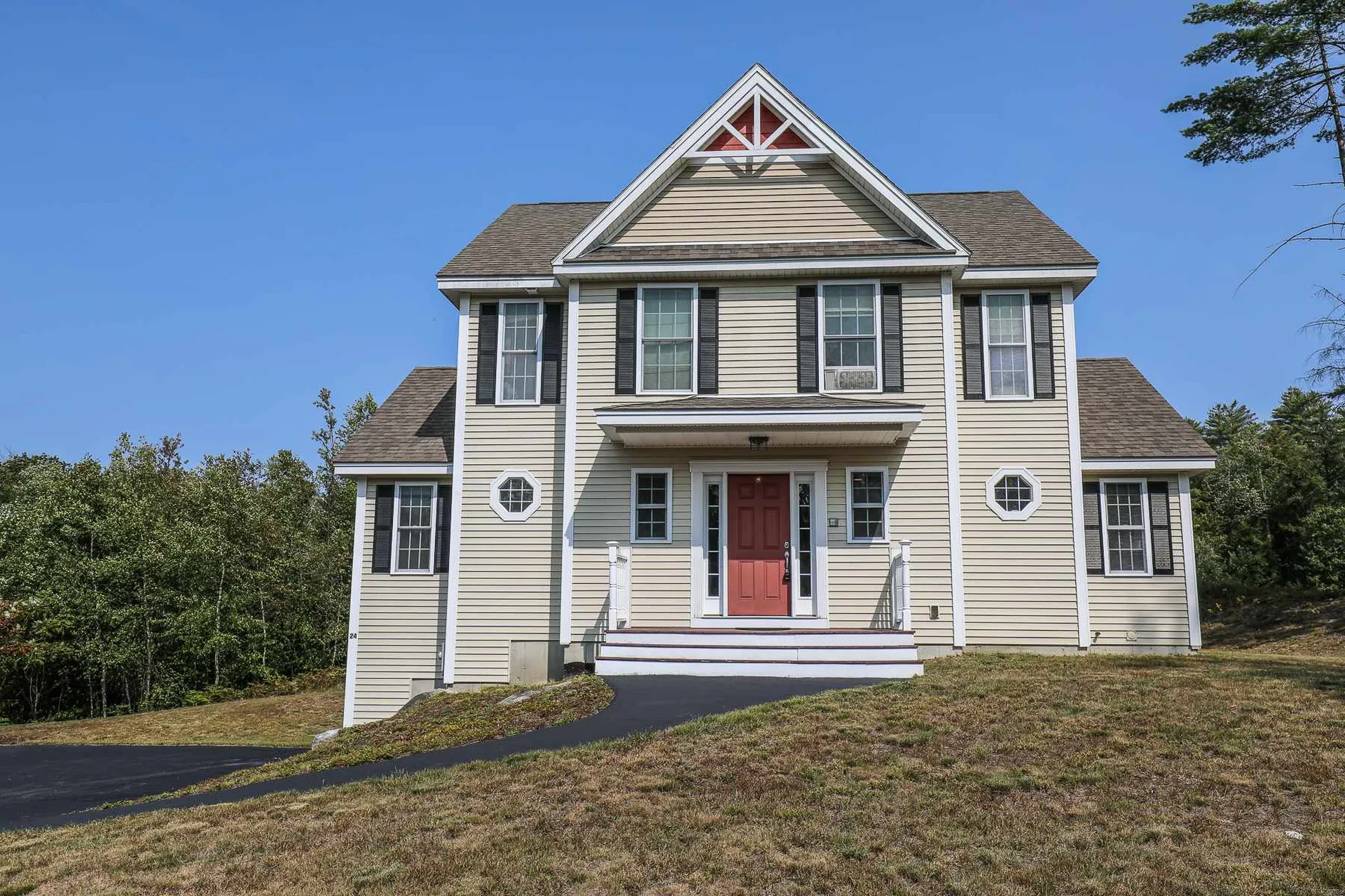 24 Blackberry Lane Webster NH 03303