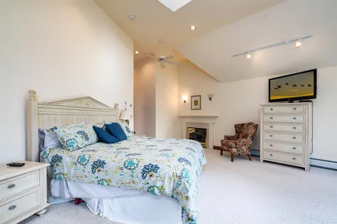 77 Winterbird Ridge Road Stowe VT 05672