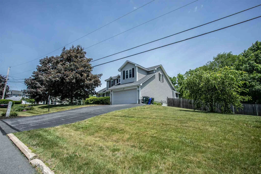 1 Highview Terrace Manchester NH 03104
