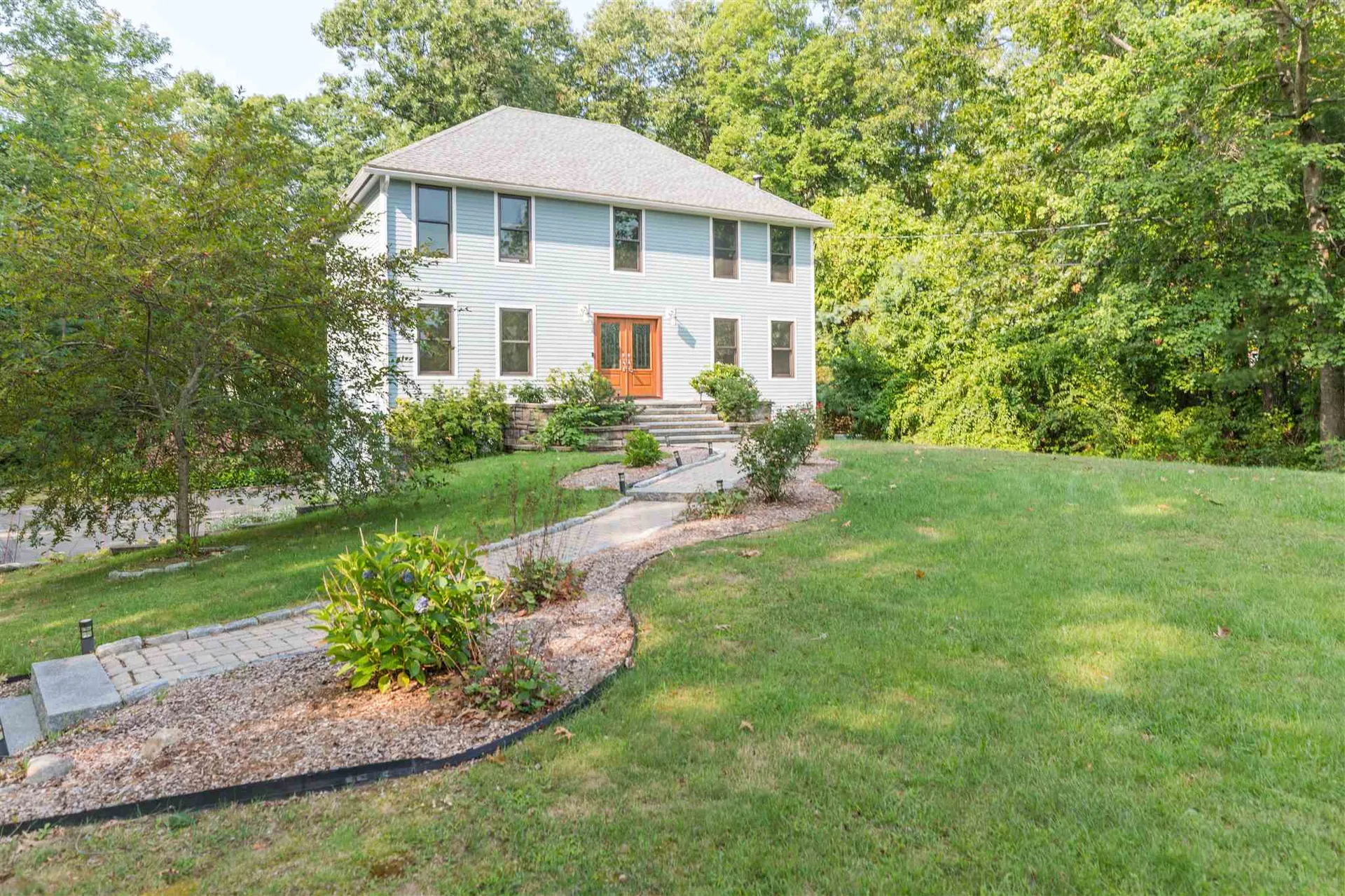 23 Gibson Road Hudson NH 03051