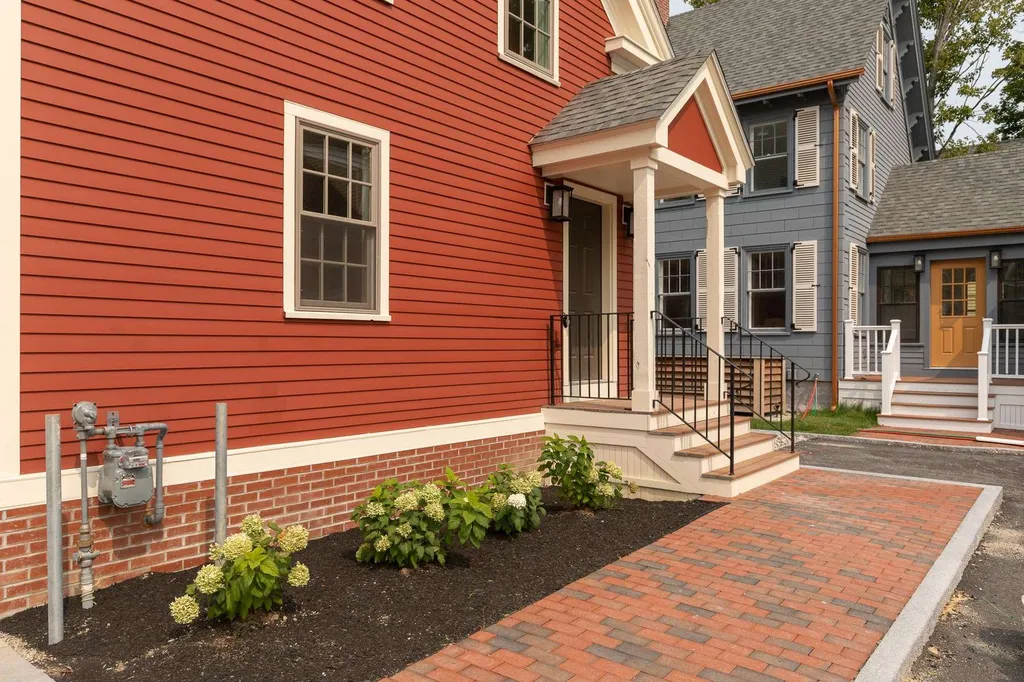 412 Islington Street Portsmouth NH 03801