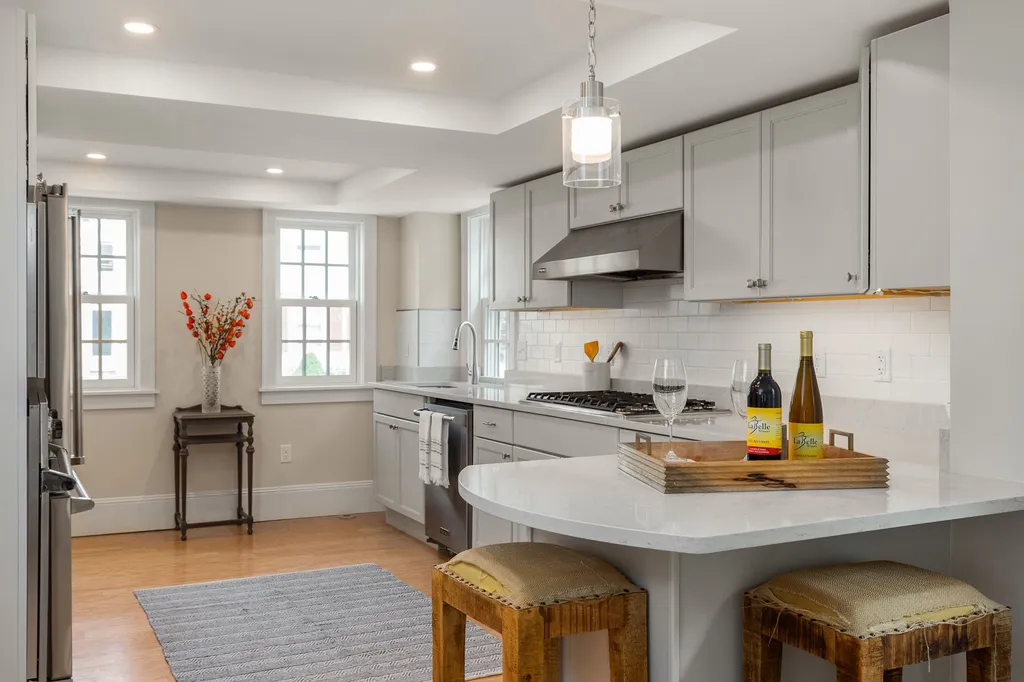 412 Islington Street Portsmouth NH 03801