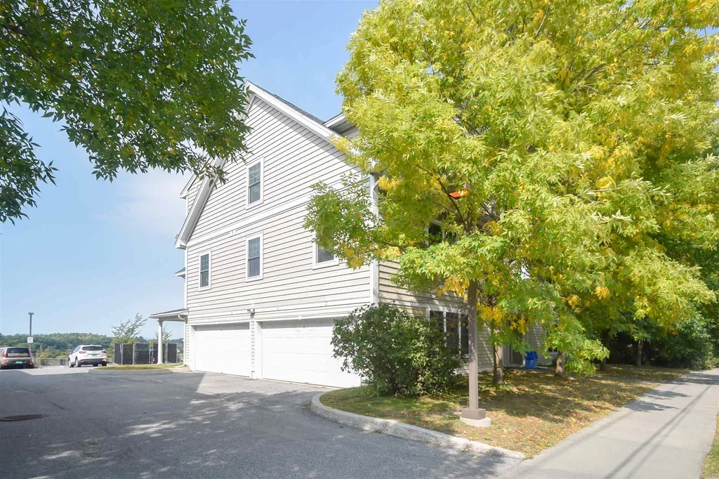 354 Manhattan Drive Burlington VT 05401
