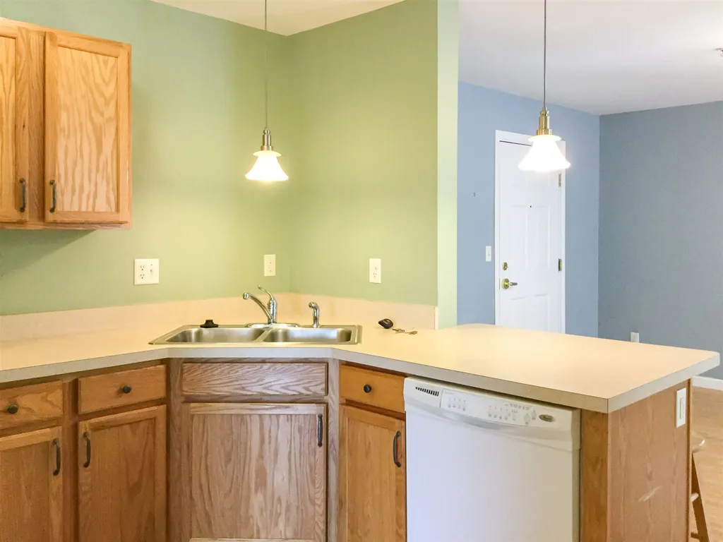 354 Manhattan Drive Burlington VT 05401