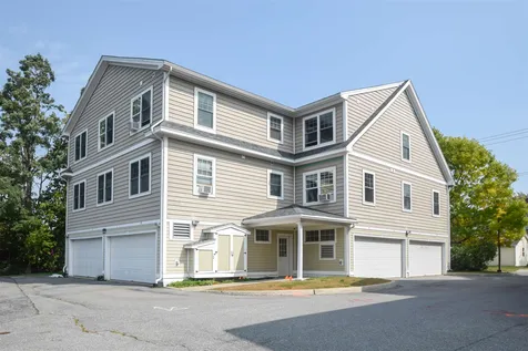 354 Manhattan Drive Burlington VT 05401