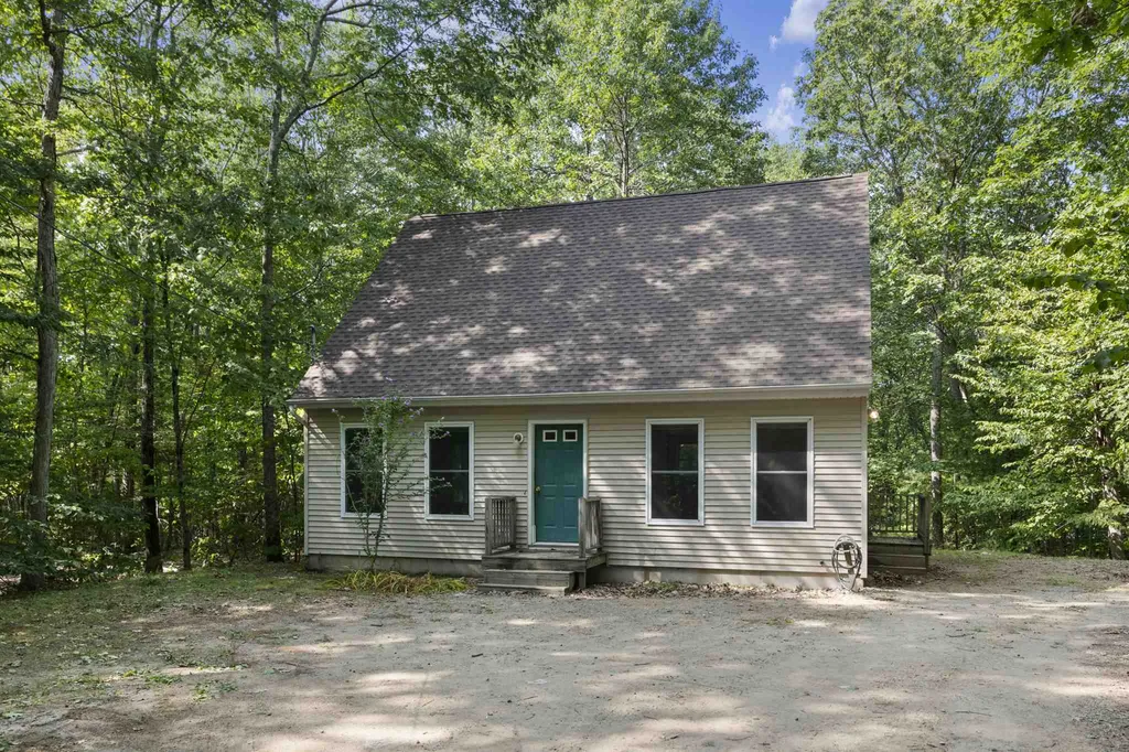 13 Evergreen Drive Moultonborough NH 03254