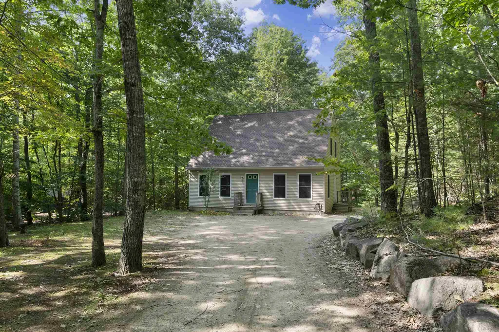 13 Evergreen Drive Moultonborough NH 03254