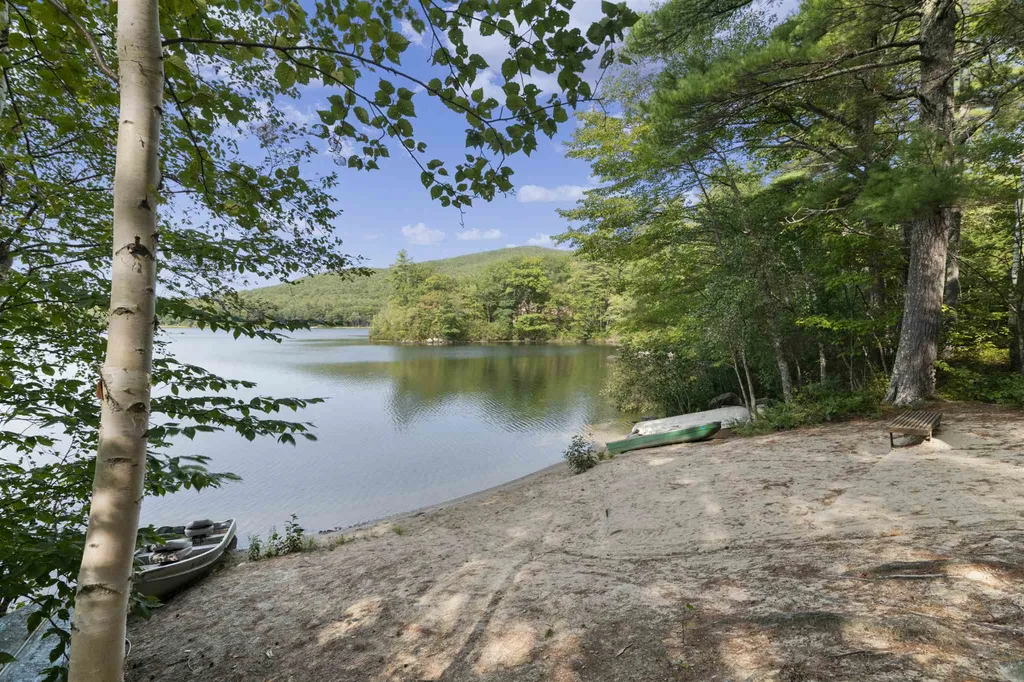 13 Evergreen Drive Moultonborough NH 03254