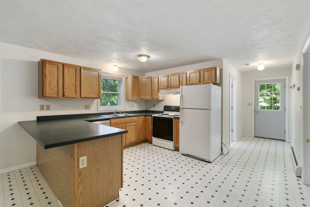 13 Evergreen Drive Moultonborough NH 03254