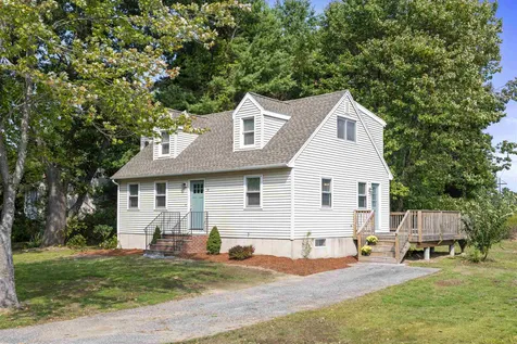 38 Toftree Lane Dover NH 03820