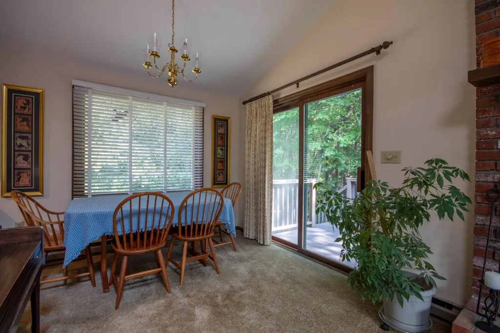 3 Fairway Road Londonderry NH 03053