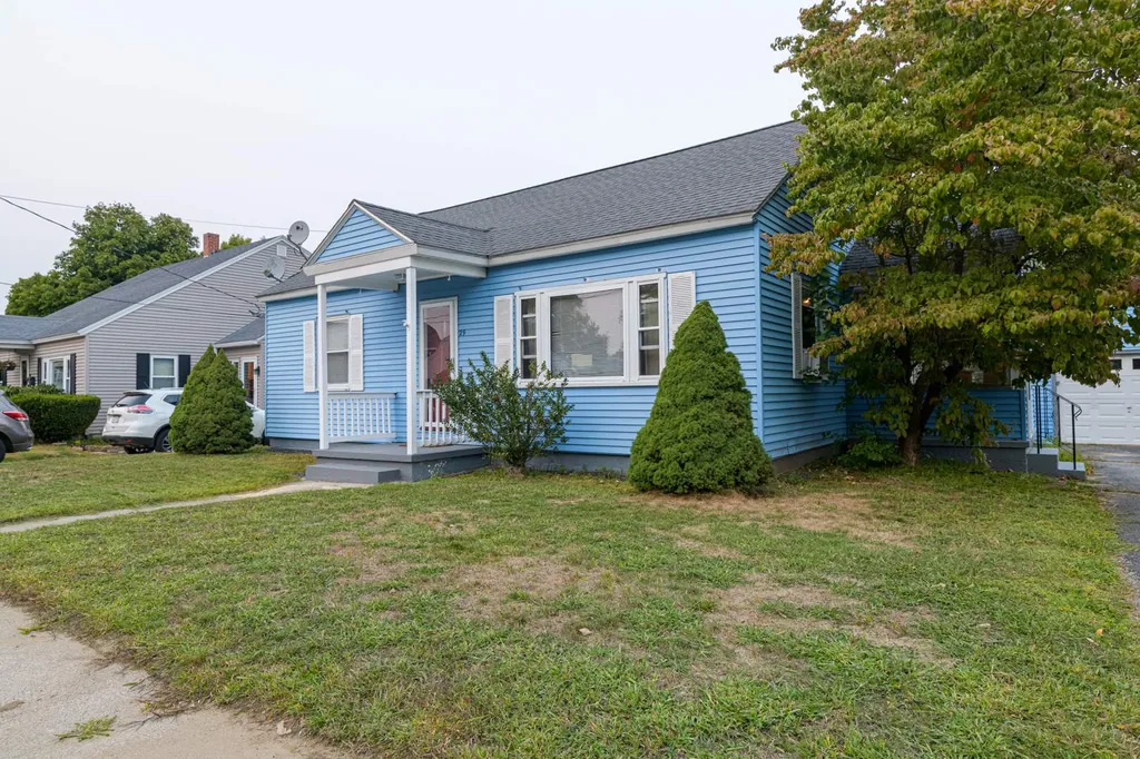 29 Russell Street Nashua NH 03060
