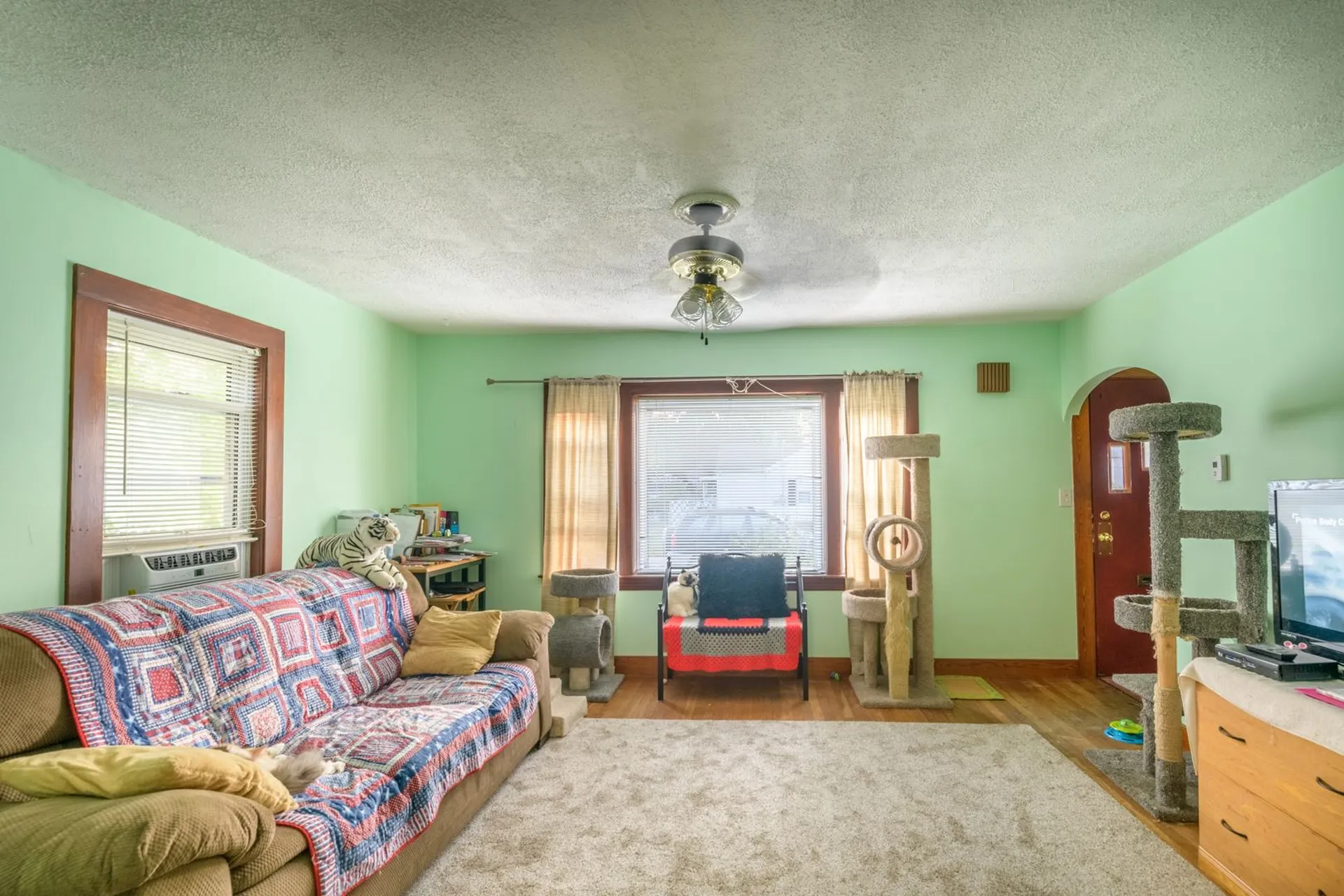 29 Russell Street Nashua NH 03060