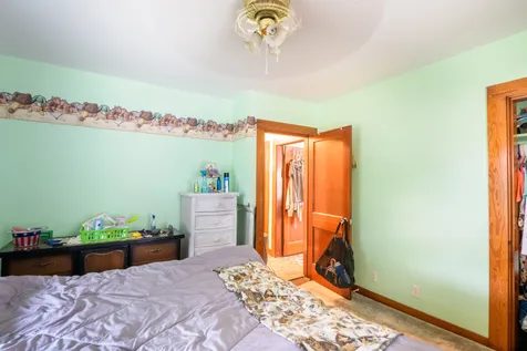 29 Russell Street Nashua NH 03060