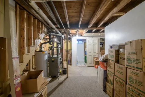 29 Russell Street Nashua NH 03060