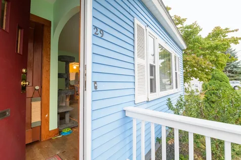 29 Russell Street Nashua NH 03060