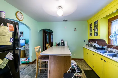 29 Russell Street Nashua NH 03060